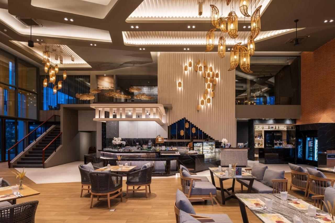 The Signature Hotel Airport Hat Yai Exterior photo