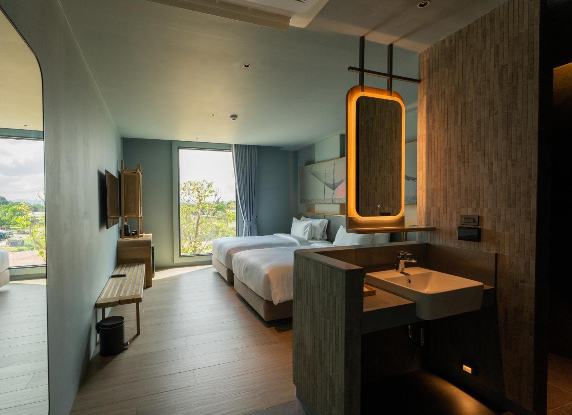 The Signature Hotel Airport Hat Yai Exterior photo